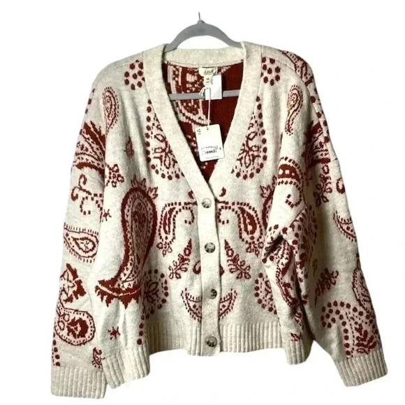 a.n.a NWT Cardigan Sweater Size XXL Button Up Red Paisley Cropped Paisley Comfy - Picture 10 of 10